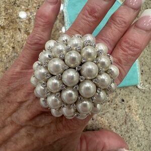 COSTUME PEARL & DIAMOND RING